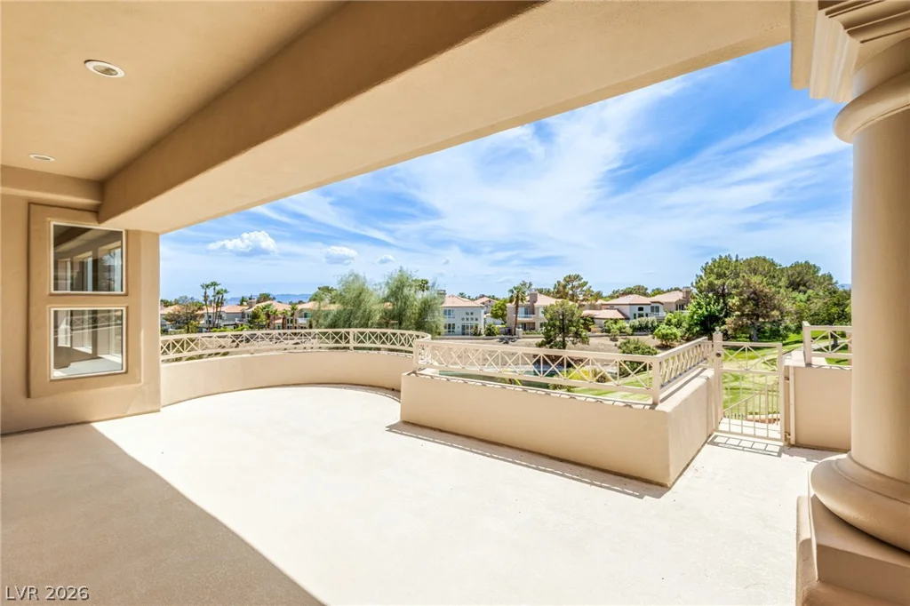 71 Cascade Creek, Las Vegas, NV 89113