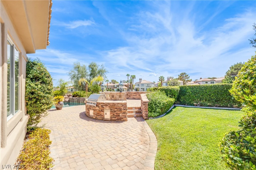 71 Cascade Creek, Las Vegas, NV 89113