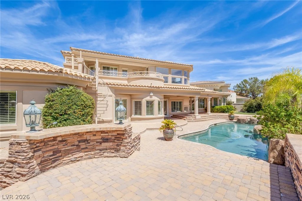 71 Cascade Creek, Las Vegas, NV 89113