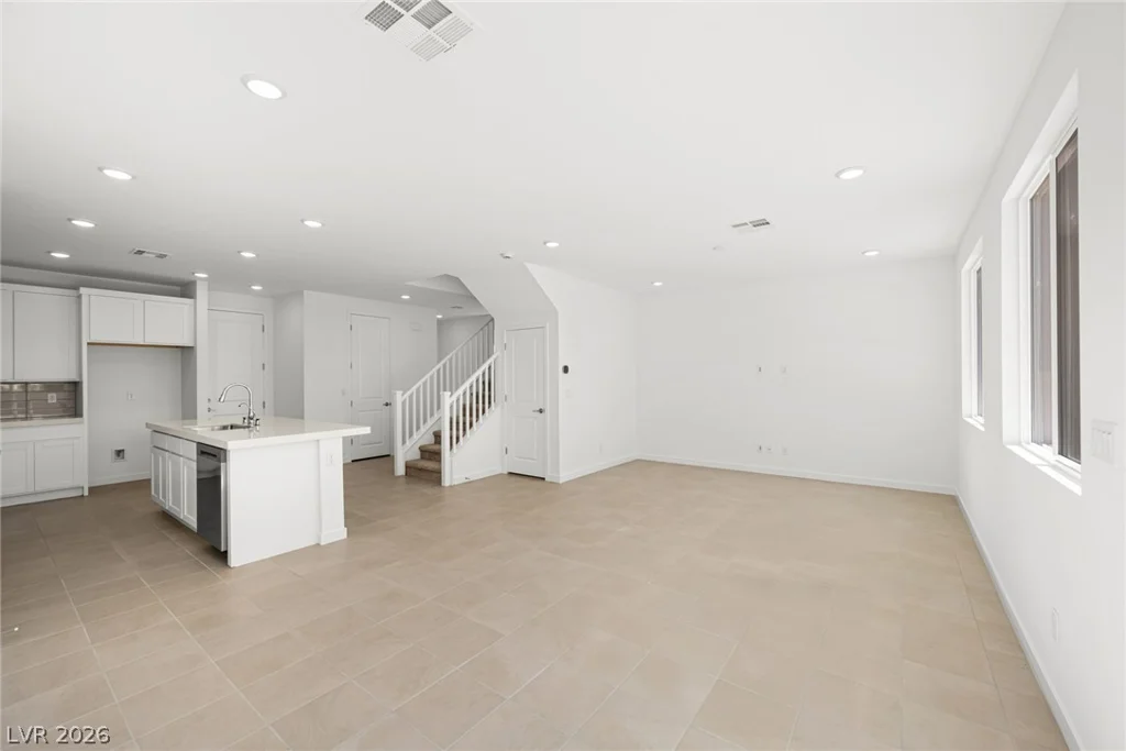 8575 Balfour Meadows, Las Vegas, NV 89113