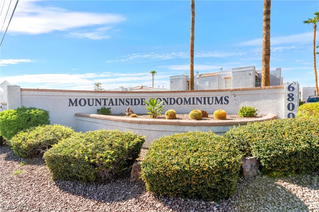 6800 Lake Mead, Las Vegas, NV 89156