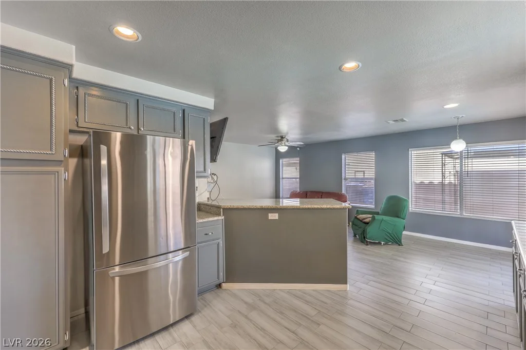 1730 Running Creek, North Las Vegas, NV 89031