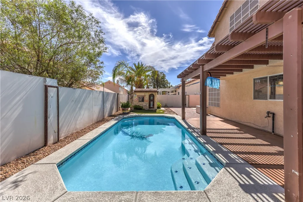 1730 Running Creek, North Las Vegas, NV 89031