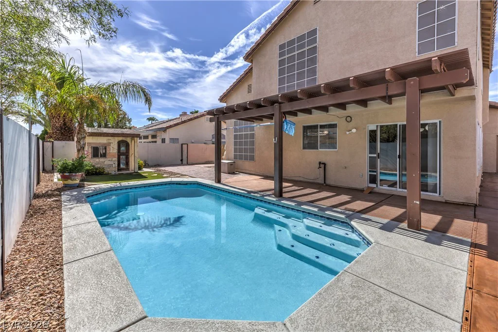 1730 Running Creek, North Las Vegas, NV 89031