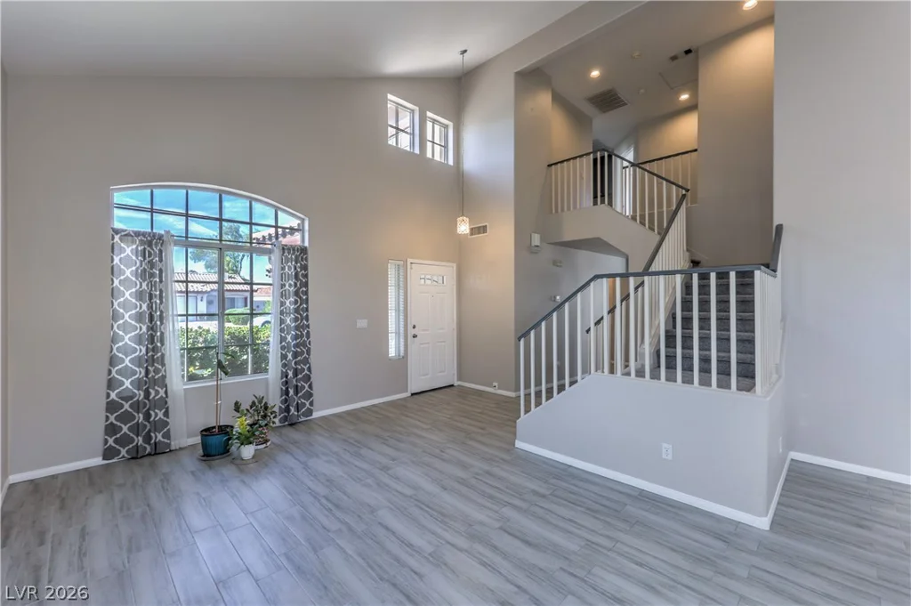 1730 Running Creek, North Las Vegas, NV 89031
