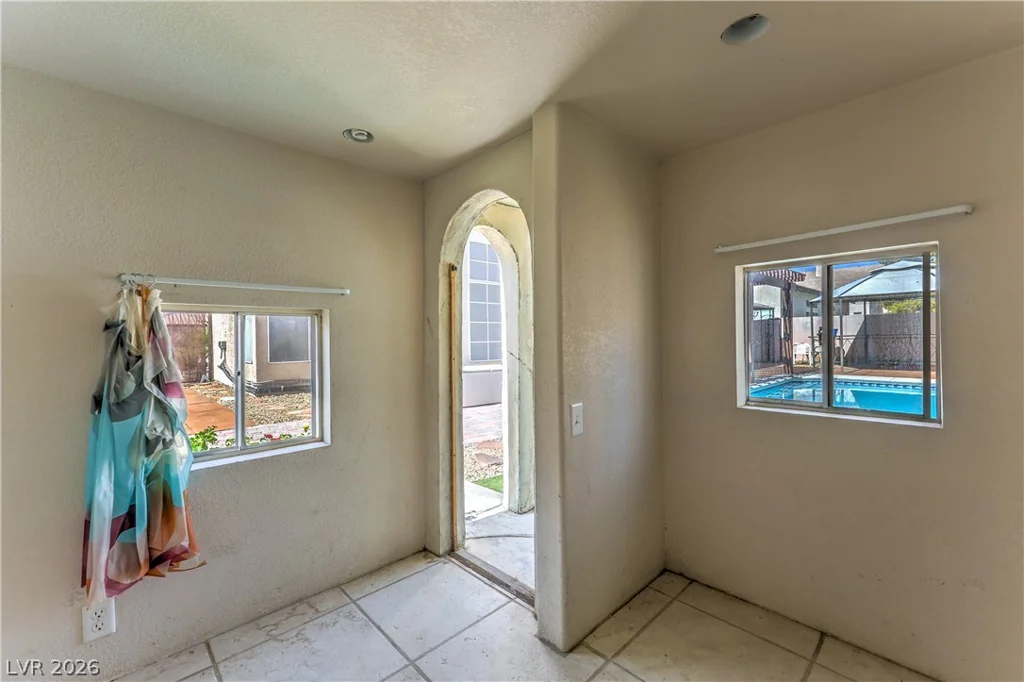 1730 Running Creek, North Las Vegas, NV 89031