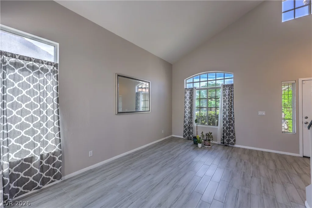 1730 Running Creek, North Las Vegas, NV 89031