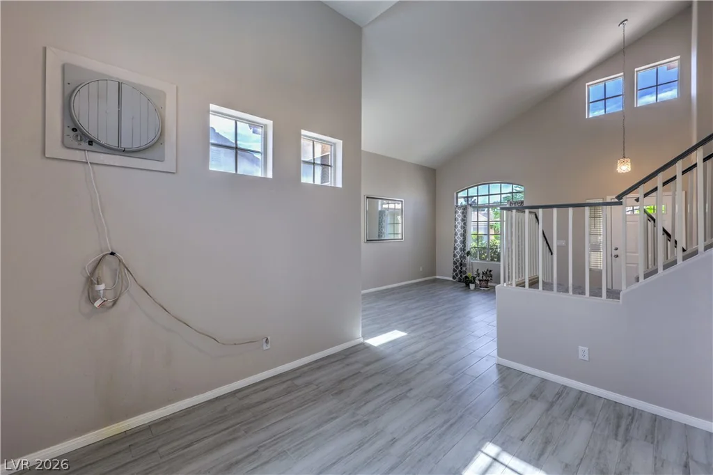 1730 Running Creek, North Las Vegas, NV 89031