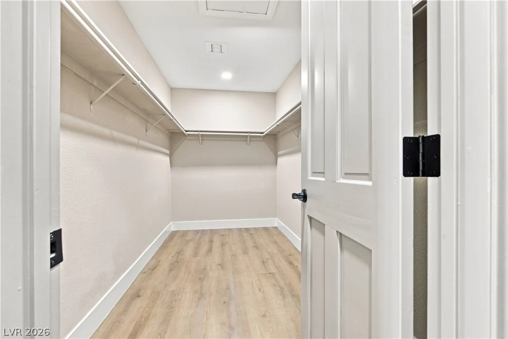 1828 Canterbury, Las Vegas, NV 89119