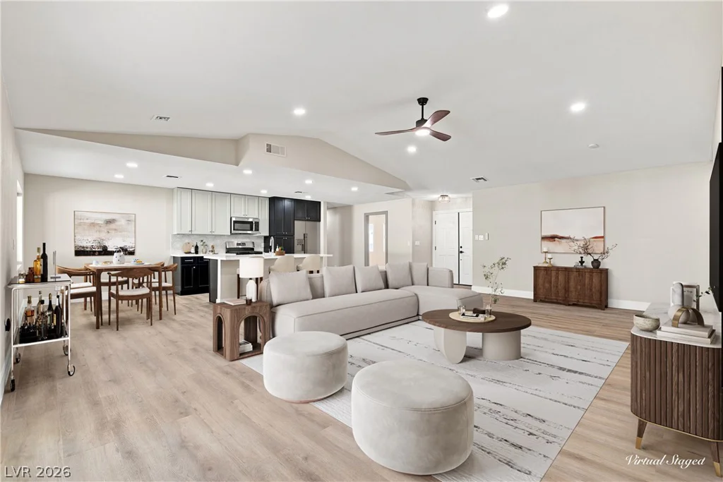 1828 Canterbury, Las Vegas, NV 89119