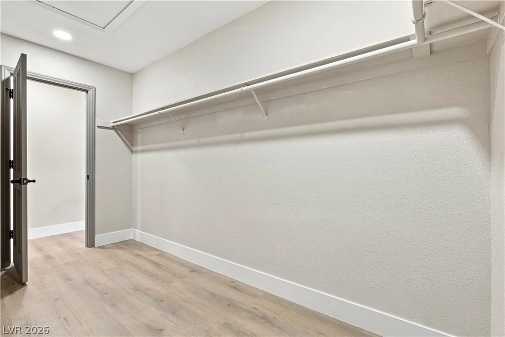 1828 Canterbury, Las Vegas, NV 89119