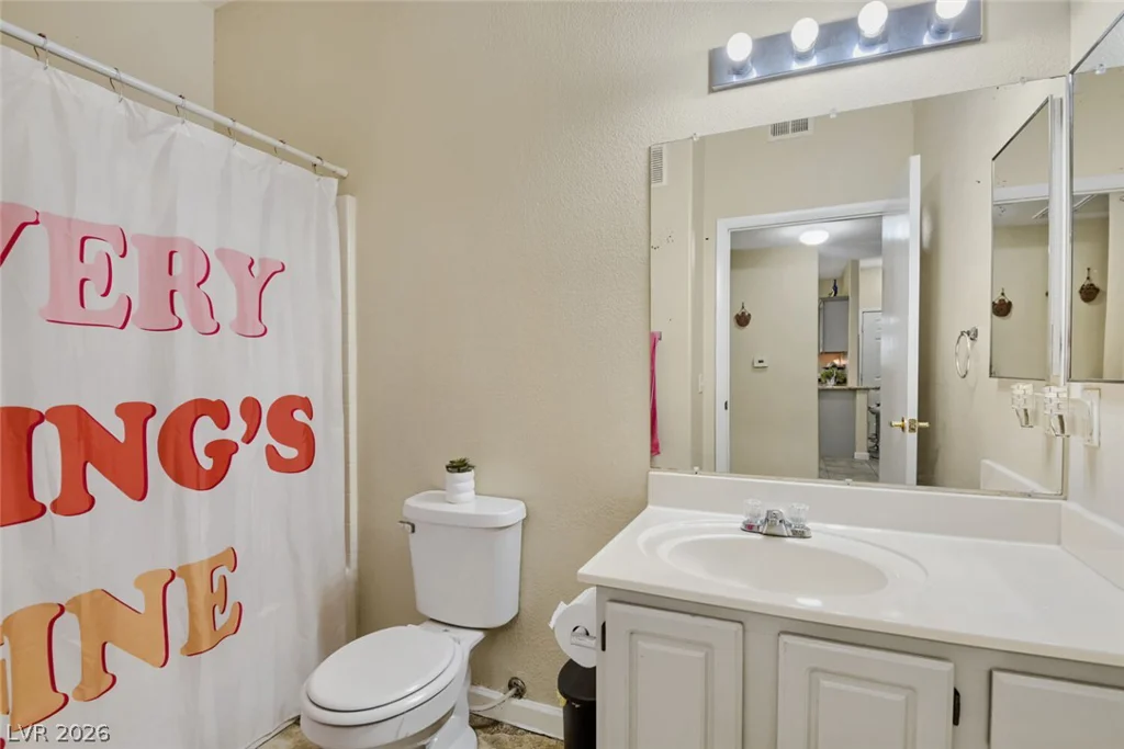 5650 Sahara Avenue, Las Vegas, NV 89142