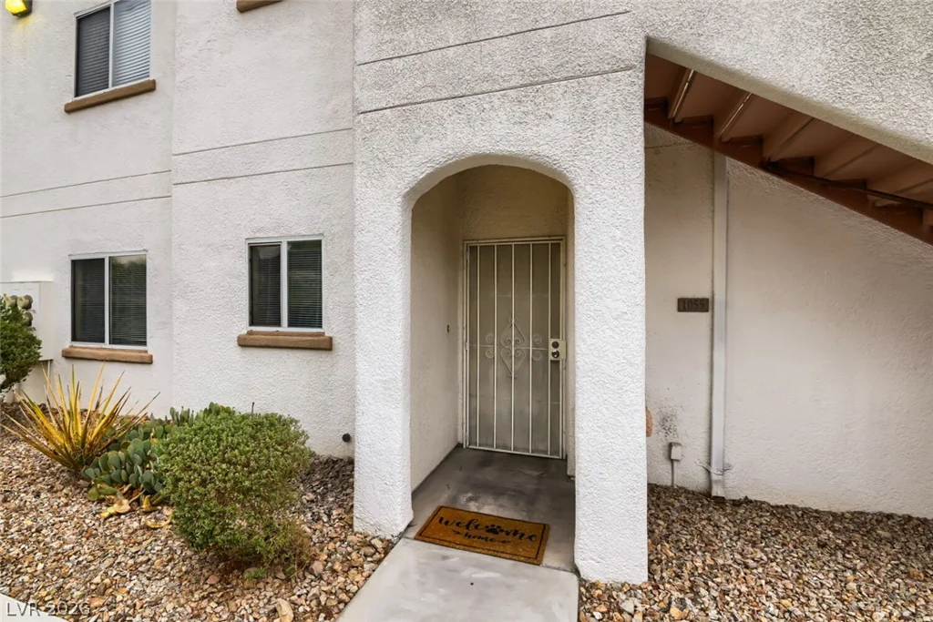 5650 Sahara Avenue, Las Vegas, NV 89142