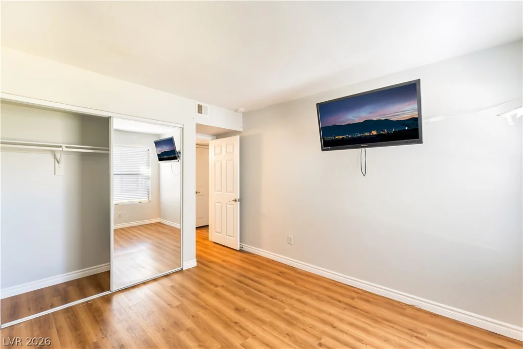 2451 Rainbow, Las Vegas, NV 89108