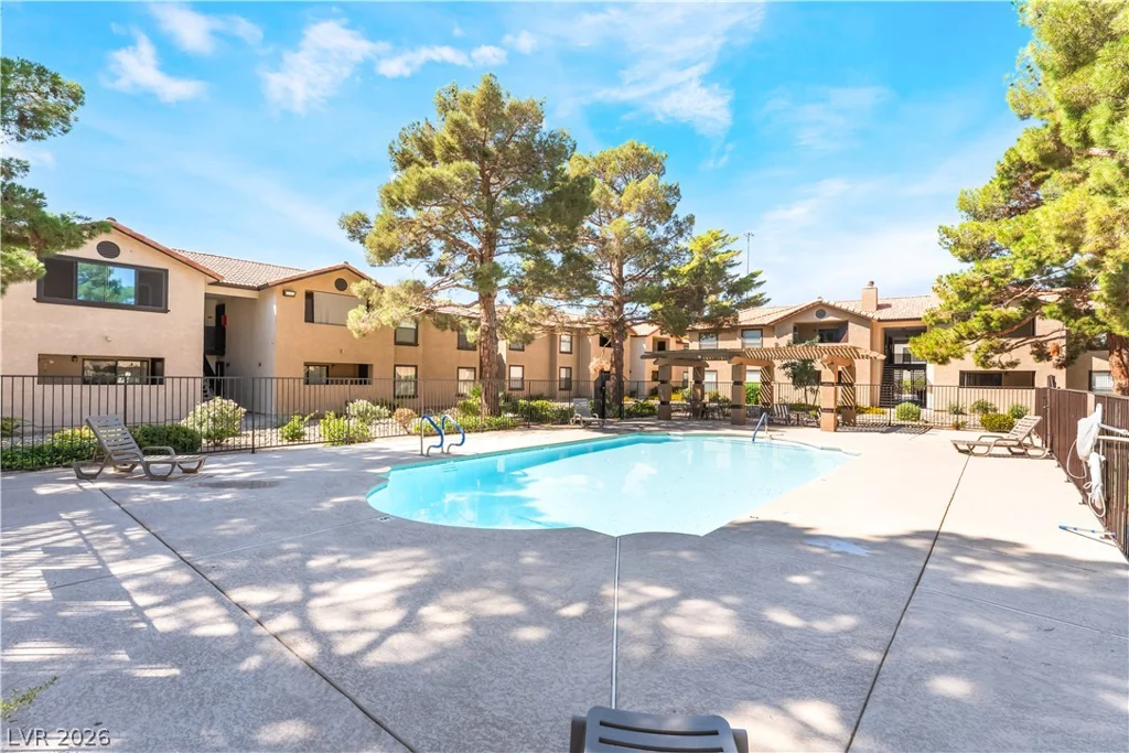 2451 Rainbow, Las Vegas, NV 89108