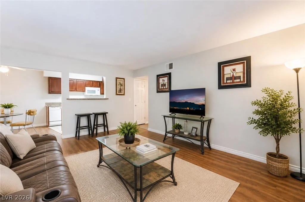 2451 Rainbow, Las Vegas, NV 89108