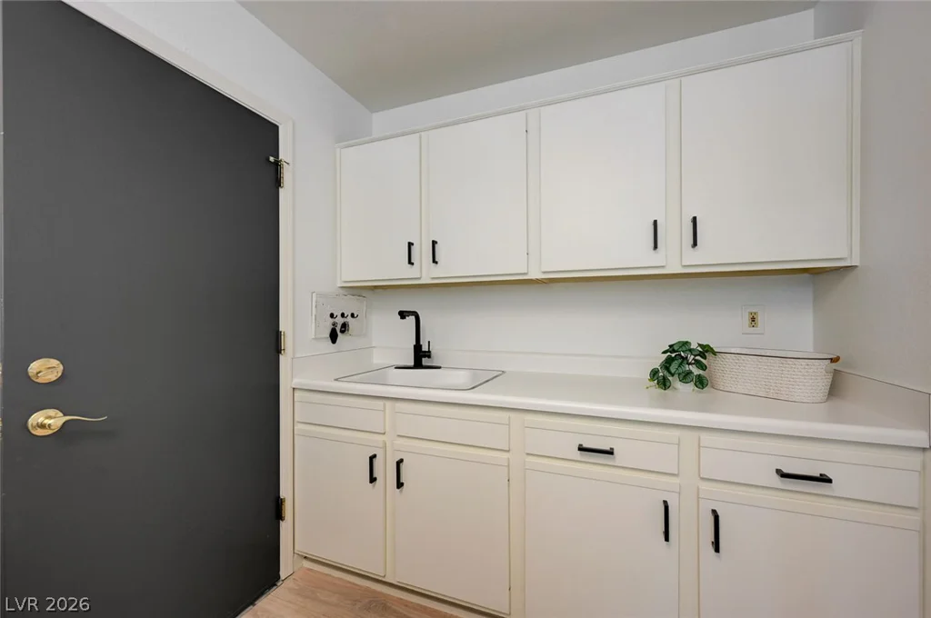 2900 Golfside, Las Vegas, NV 89134