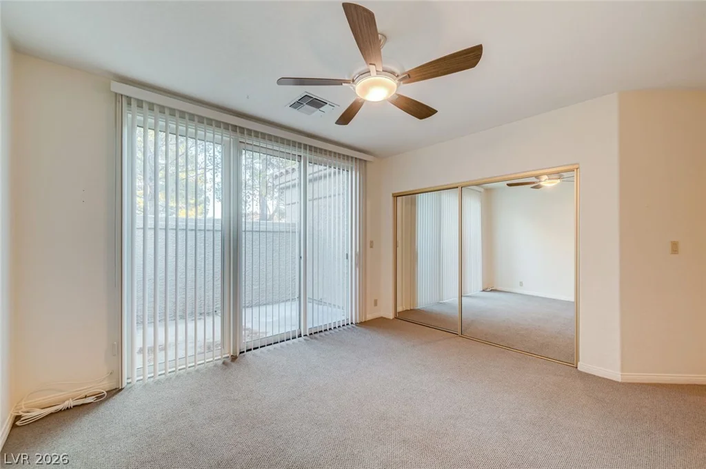 8236 Round Hills, Las Vegas, NV 89113