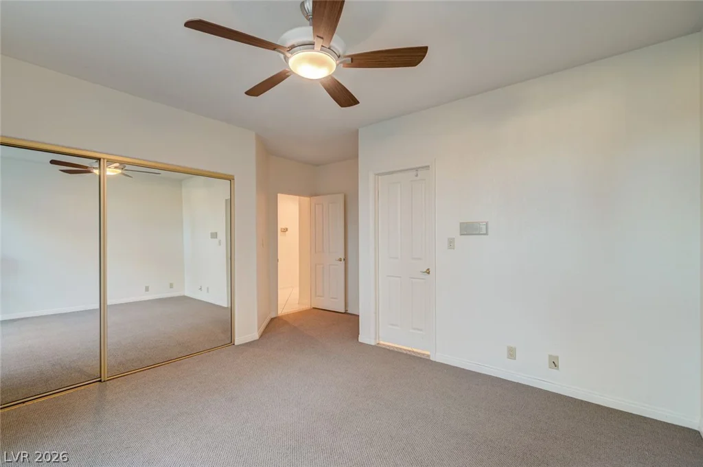 8236 Round Hills, Las Vegas, NV 89113