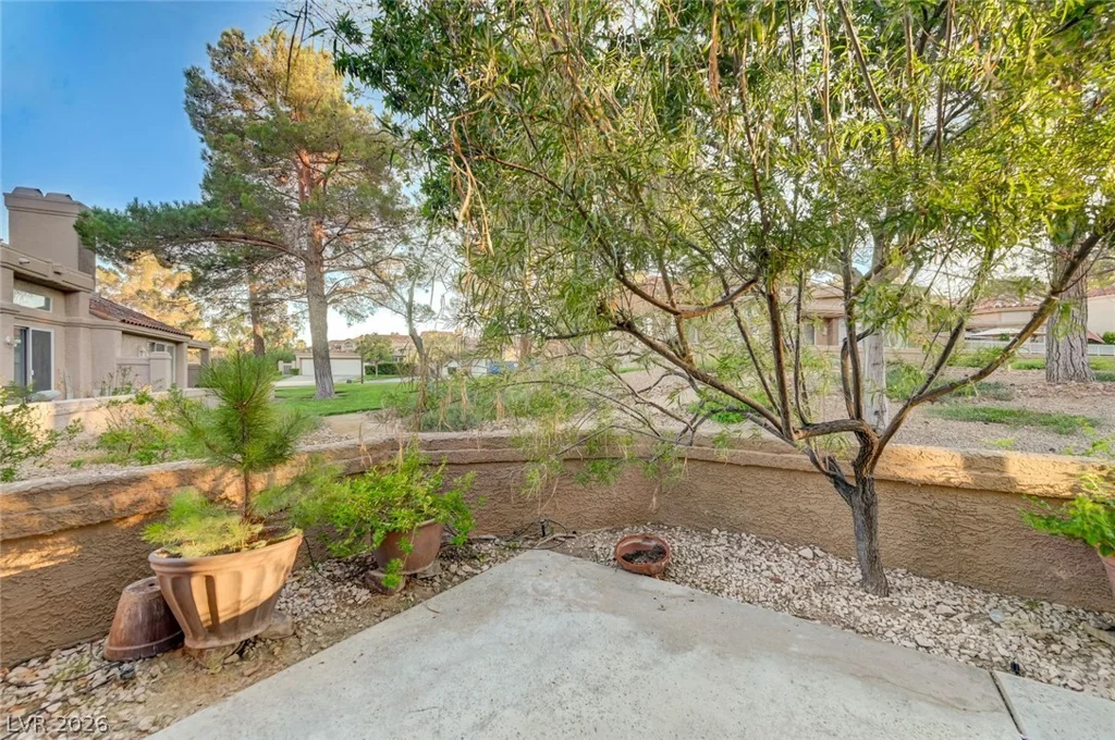 8236 Round Hills, Las Vegas, NV 89113