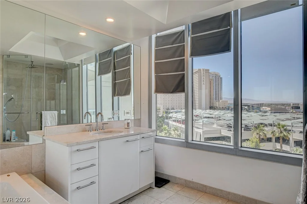 322 Karen, Las Vegas, NV 89109