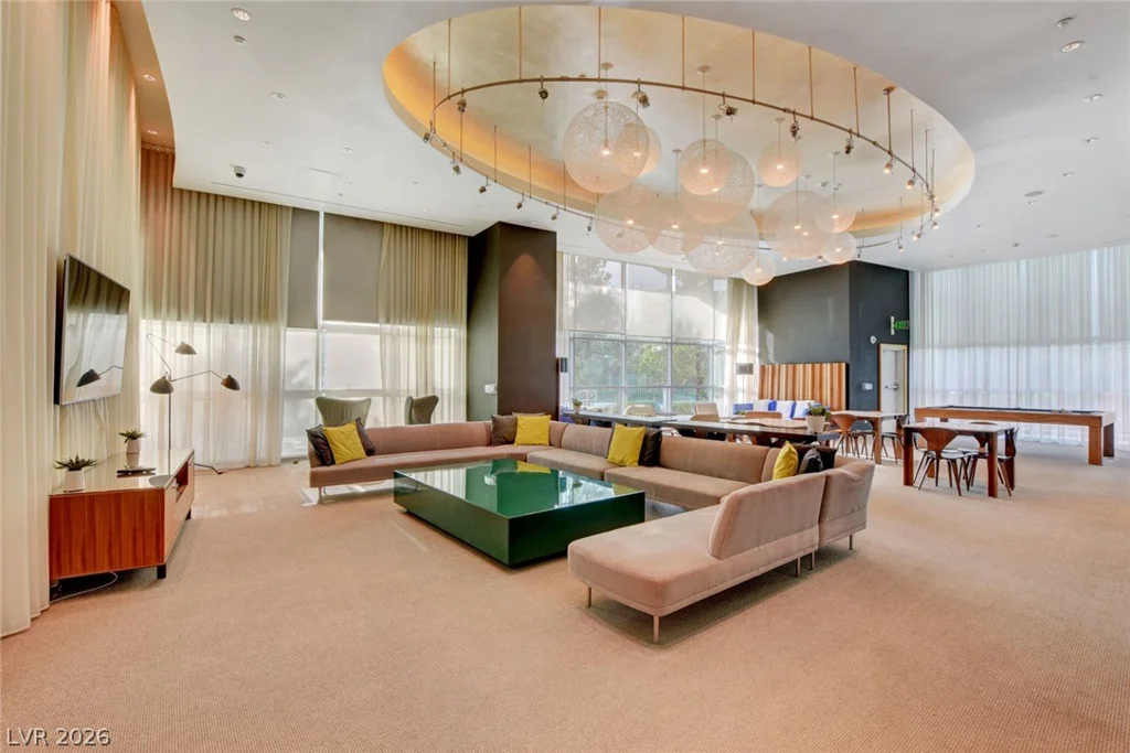 322 Karen, Las Vegas, NV 89109