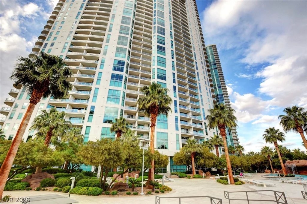 322 Karen, Las Vegas, NV 89109