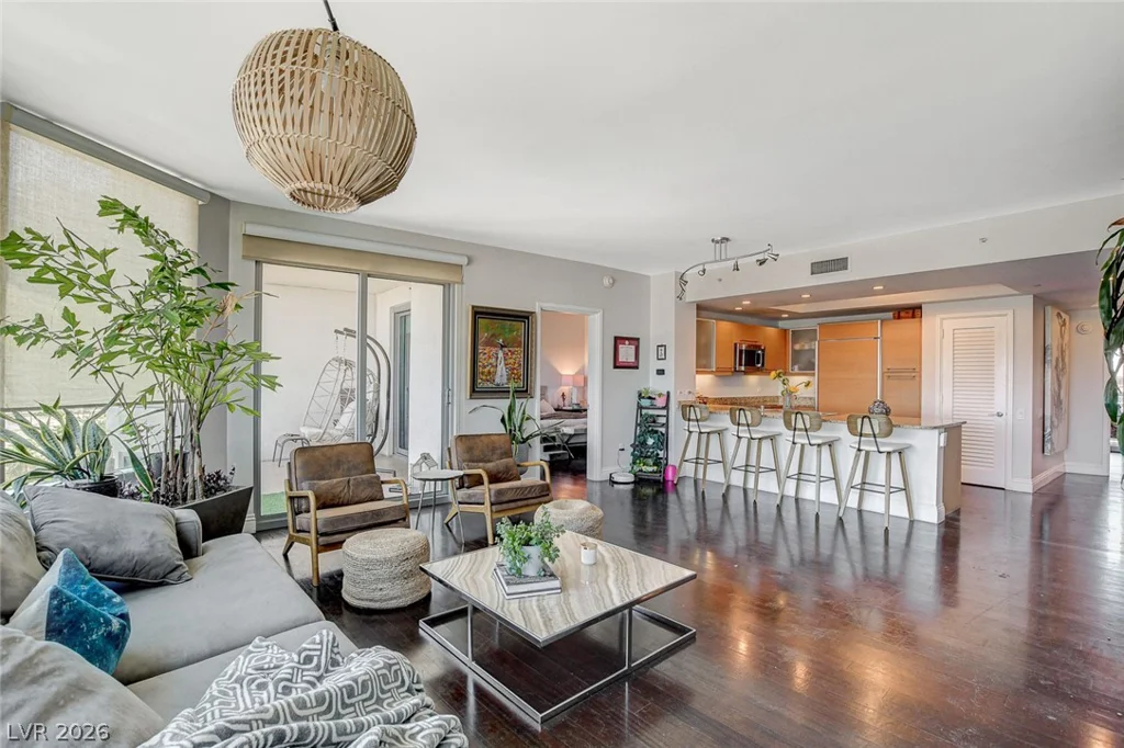 322 Karen, Las Vegas, NV 89109