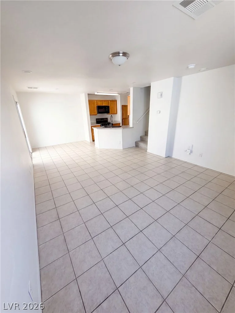 10040 Fragile Fields, Las Vegas, NV 89183