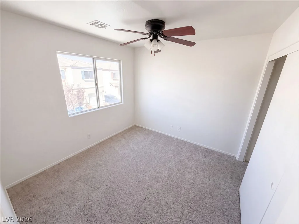 10040 Fragile Fields, Las Vegas, NV 89183