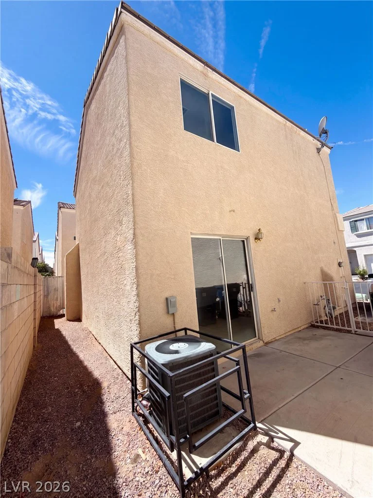 10040 Fragile Fields, Las Vegas, NV 89183
