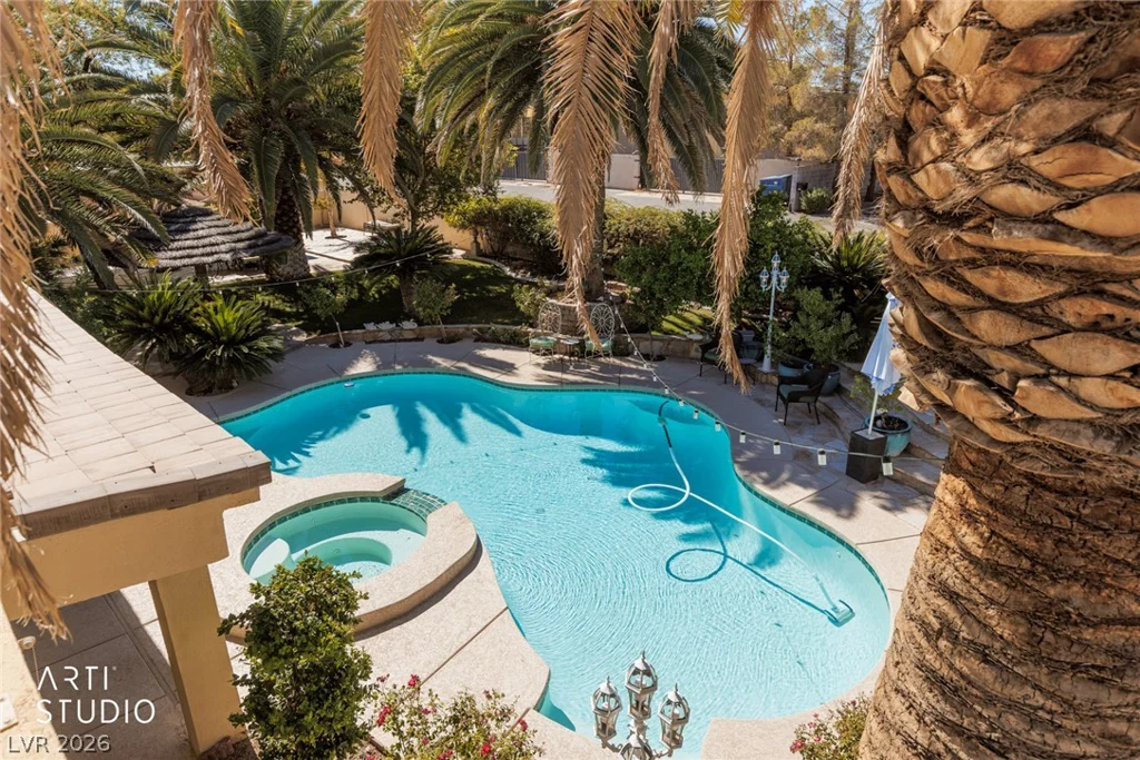 8251 Windsor Crest, Las Vegas, NV 89123