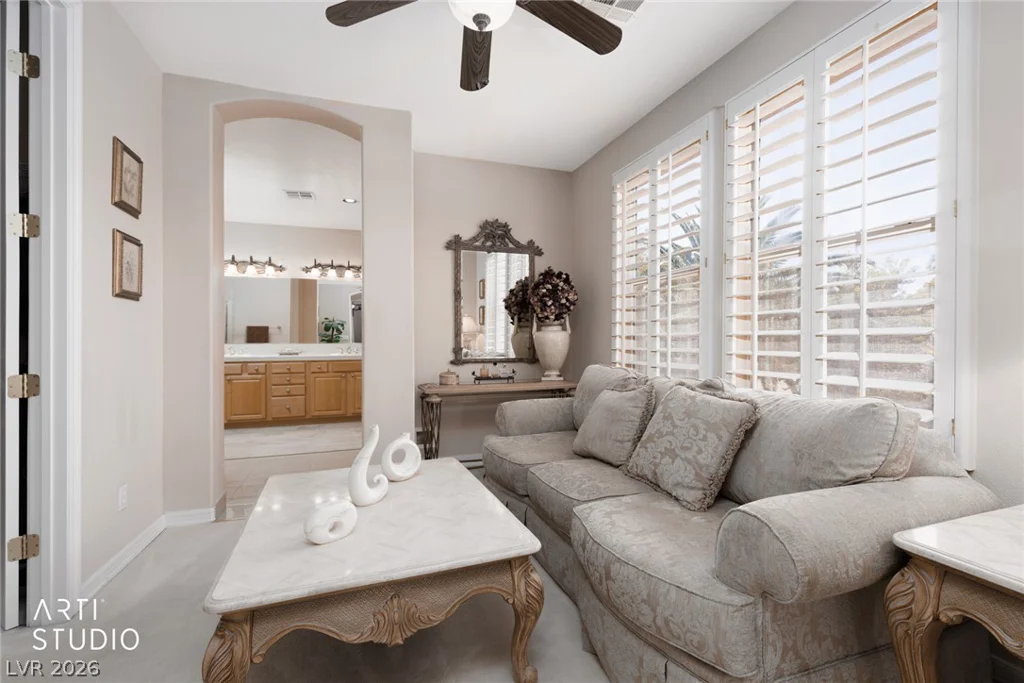 8251 Windsor Crest, Las Vegas, NV 89123