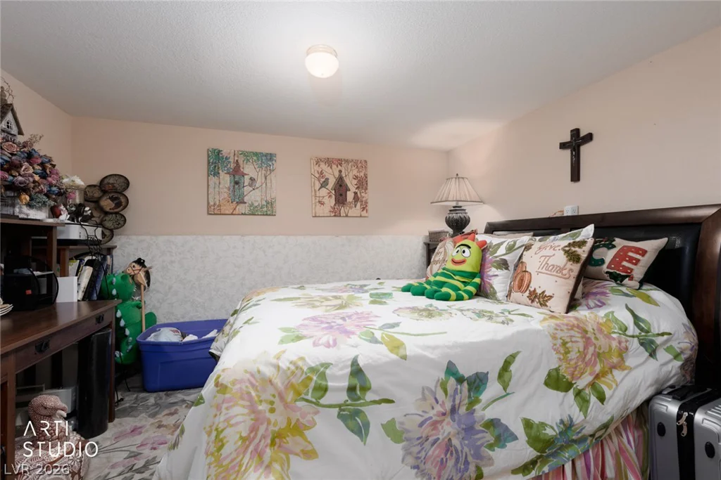 8251 Windsor Crest, Las Vegas, NV 89123