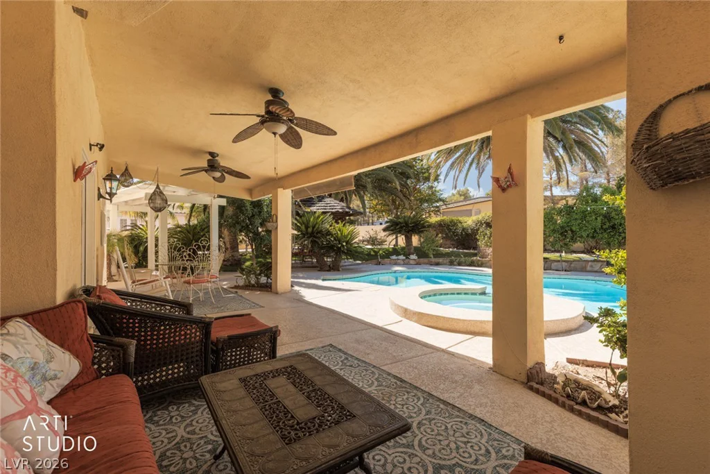 8251 Windsor Crest, Las Vegas, NV 89123