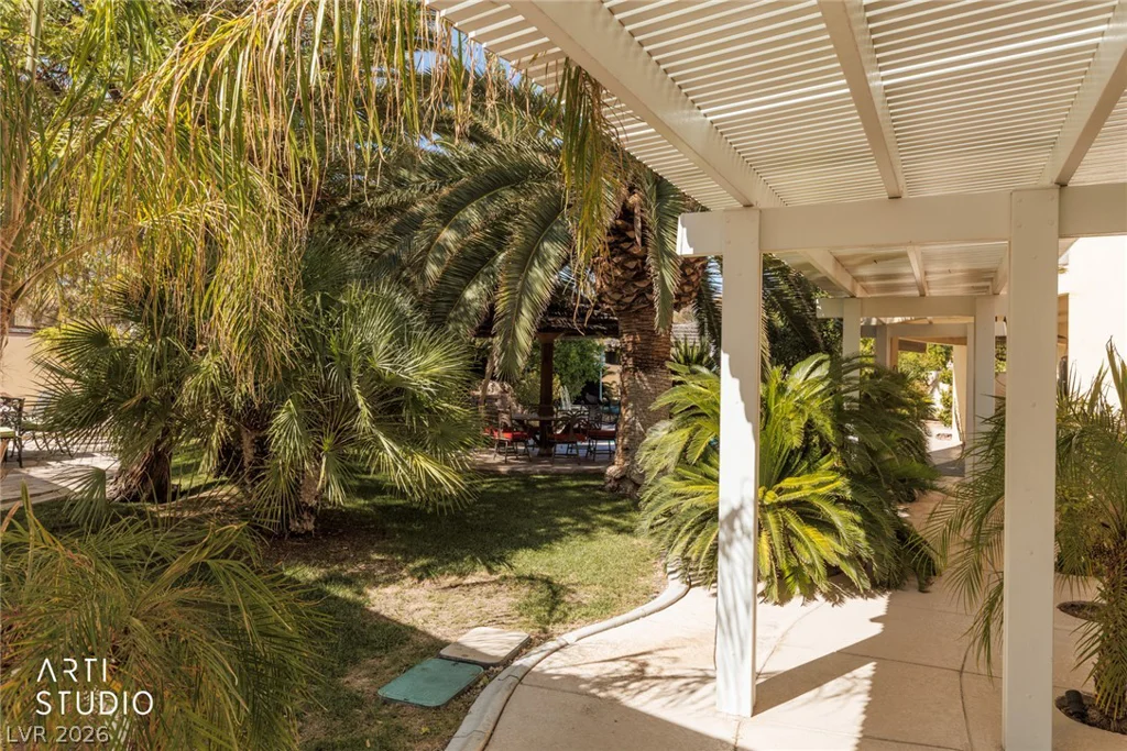 8251 Windsor Crest, Las Vegas, NV 89123