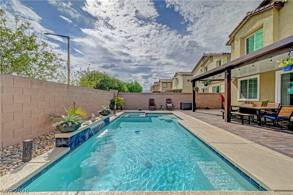 4439 Stardusk Falls, North Las Vegas, NV 89084