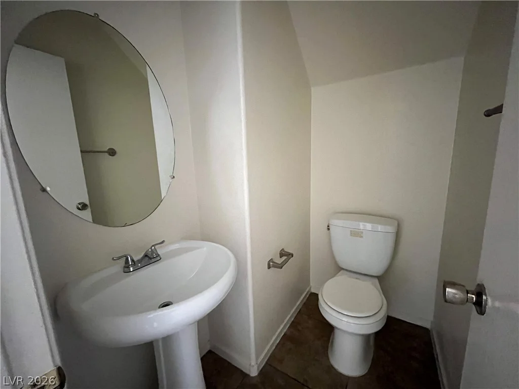 5220 Paradise Valley, Las Vegas, NV 89156