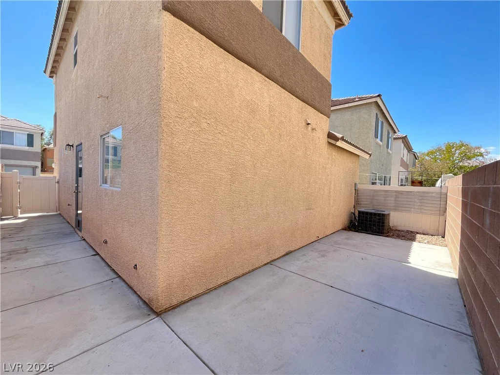 5220 Paradise Valley, Las Vegas, NV 89156