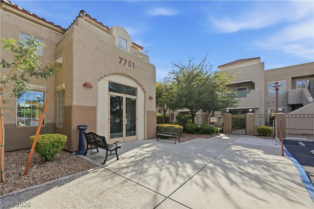 1908 Rio Canyon, Las Vegas, NV 89128