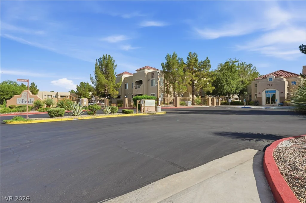 1908 Rio Canyon, Las Vegas, NV 89128