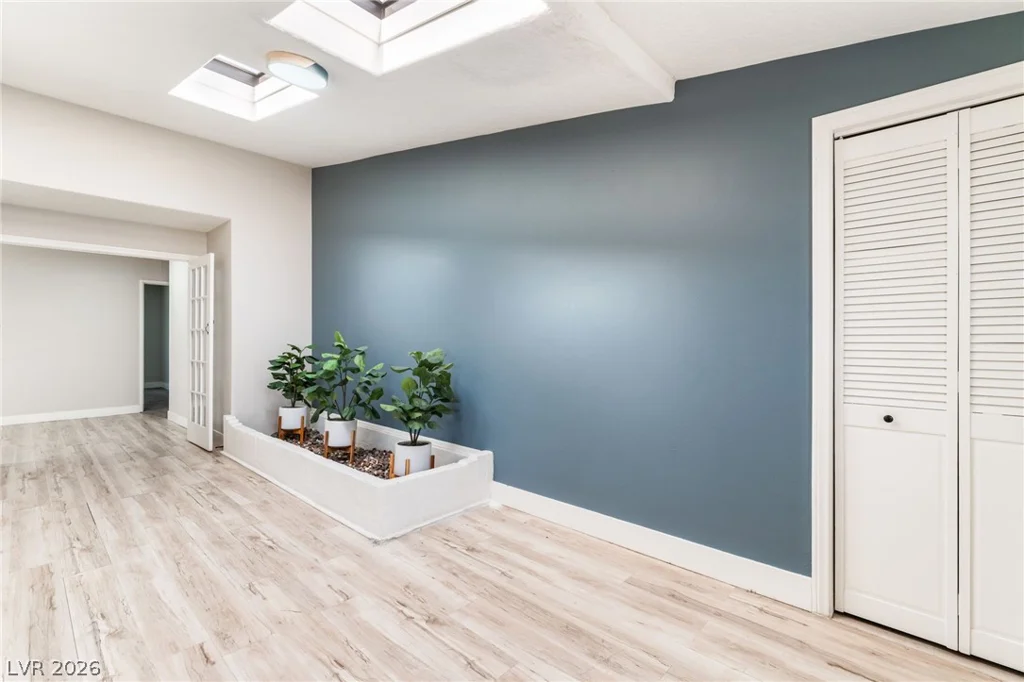 2129 Michael, Las Vegas, NV 89108