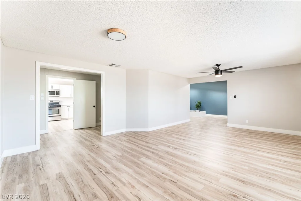 2129 Michael, Las Vegas, NV 89108