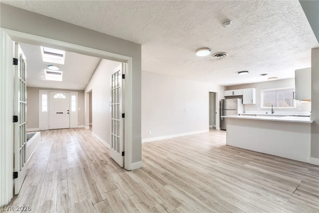 2129 Michael, Las Vegas, NV 89108