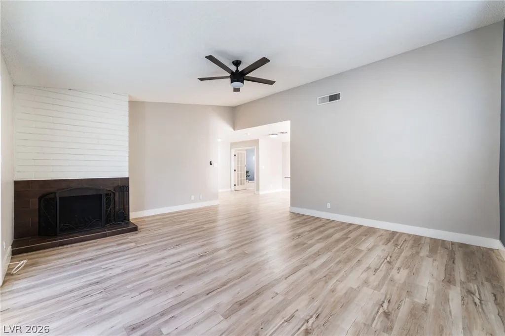 2129 Michael, Las Vegas, NV 89108