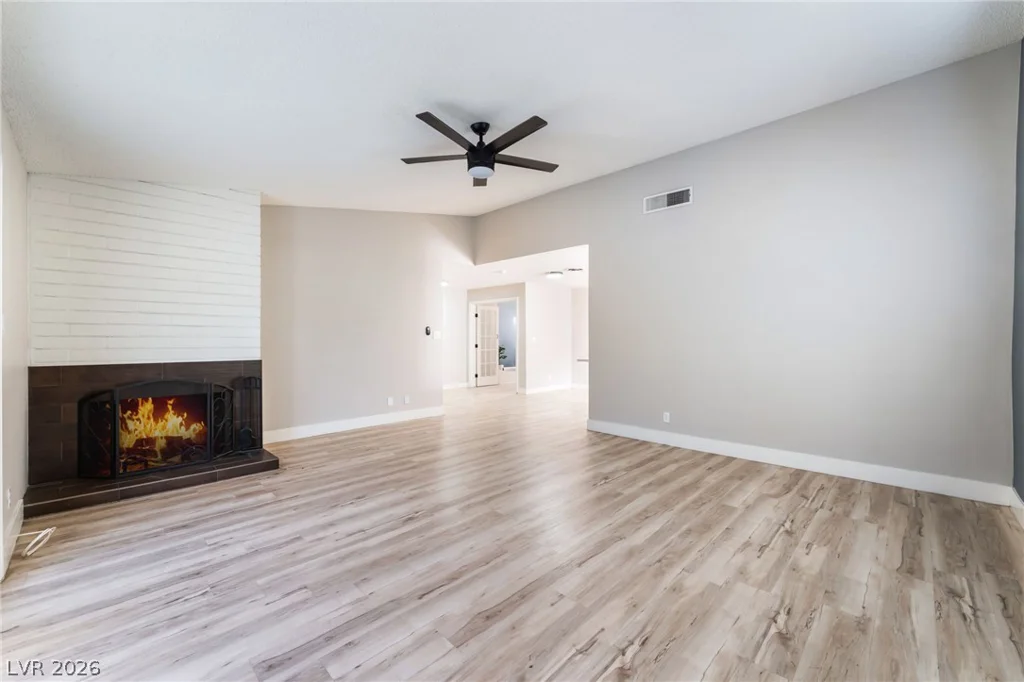 2129 Michael, Las Vegas, NV 89108