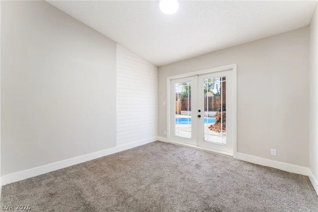 2129 Michael, Las Vegas, NV 89108