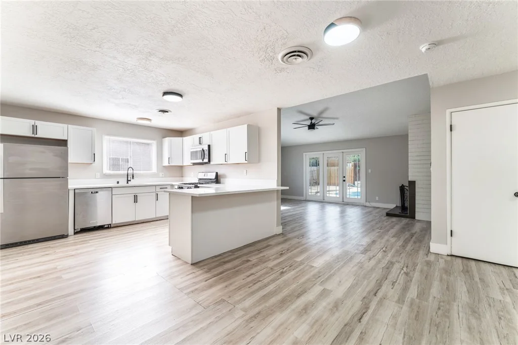 2129 Michael, Las Vegas, NV 89108