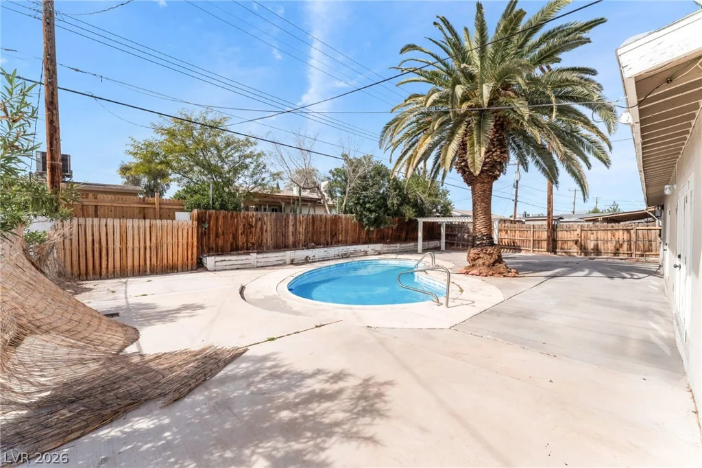 2129 Michael, Las Vegas, NV 89108
