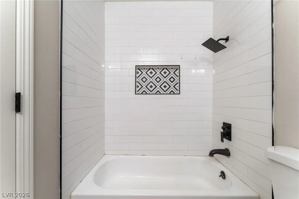 2129 Michael, Las Vegas, NV 89108